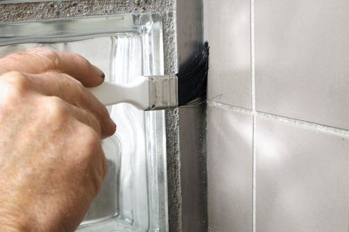 Fjerne silikonfuge Fjerne silikonfuge